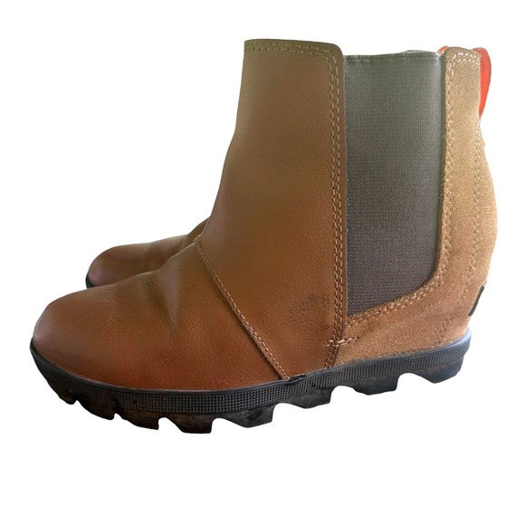 Sorel Other - SOREL Kids Joan of Arctic Wedge II Chelsea Boots Tan Leather Size 1 Waterproof